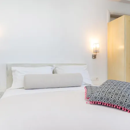 Апартаменты Depis Place Naxos *